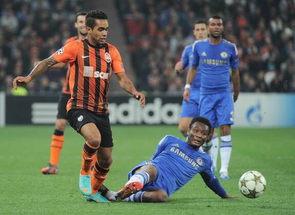Alex Teixeira, John Mikel Obi Football - 2012 2013 Champions League - Group E: Shakhtar Donetsk vs. Chelsea FC London at Donbass Arena, Donetsk, Ukraine. 