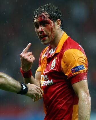 UEFA Champions league group H soccer match between Galatasaray v CFR Cluj at Turk Telekom Arena Stadium in Istanbul, Turkey. 23.10.2012 Match Scored: Galatasaray 1 - CFR Cluj 1 Pictured: Johan Elmander of Galatasaray. 