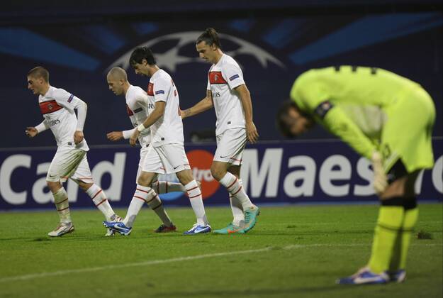 Zagreb, Stadion Maksimir, 10 24 12, - UEFA Champion League 2012 13 season, Group A GNK Dinamo Zagreb (blue) - Paris Saint-Germain FC (white). Ivan KELAVA (30-Dinamo)