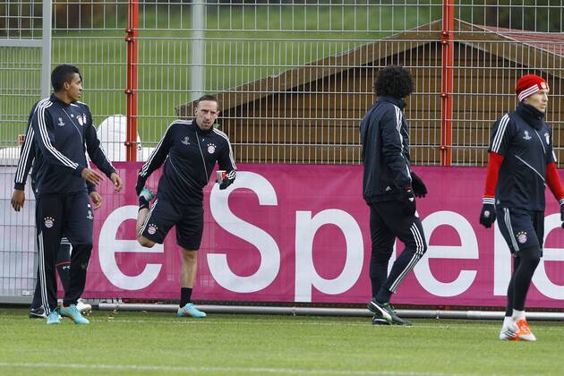 Franck Ribery, Luis Gustavo, Dante und Arjen Robben FOOTBALL : Conference et entrainement Bayern Munich - Champions League - 06 11 2012 GwendolineLeGoff Panoramic 