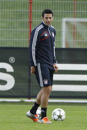 Claudio Pizarro FOOTBALL : Conference et entrainement Bayern Munich - Champions League - 06 11 2012 GwendolineLeGoff Panoramic 