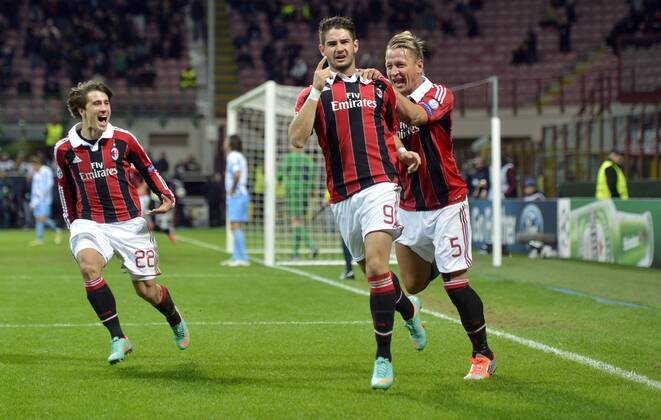 UEFA Champions League, AC Mailand - Malaga 1, Alexandre Pato , Bojan Krkic, Philippe Mexes xHOCHxZWEIx xItalyxPhotoxPressx 