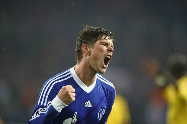 06,11.2012 - FC Schalke 04 vs Arsenal FC London 2:2 - HIER: Klaas-Jan Huntelaar FC Schalke 04 hat das Tor zum 1:2 erzielt