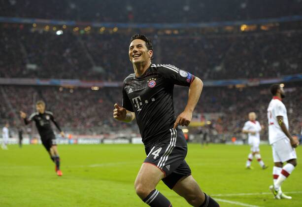 07.11.2012, Fussball Championsleague 2012 2013, Vorrundenspiel, FC Bayern München - OSC Lille, in München A L L I A N Z - Arena. Claudio Pizarro (Bayern München) Torjubel.