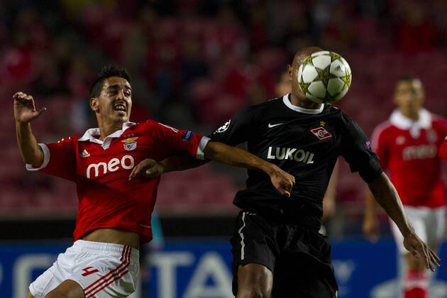 7 November 2012 - Lisbon, Portugal - Andre Almeida SL Benfica defender (L) and Ari FC Spartak Moskva forward (R) during the UEFA Champions League soccer match between SL Benfica from Portugal and FC Spartak Moskva from Russia, for group stage - group G, at SL Benfica, Luz Satadium in Lisbon. 
