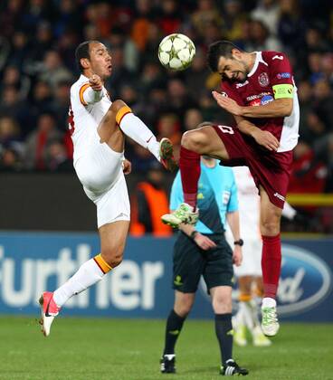UEFA Champions league group H soccer match between CFR Cluj v Galatasaray at Dr.Constantin Radulescu Stadium in Cluj, Rumania. 07.11.2012 Match Scored: CFR Cluj 1 - Galatasaray 3 Pictured: Umut Bulut of Galatasaray and Ricardo Cadu (20) of Cluj. 