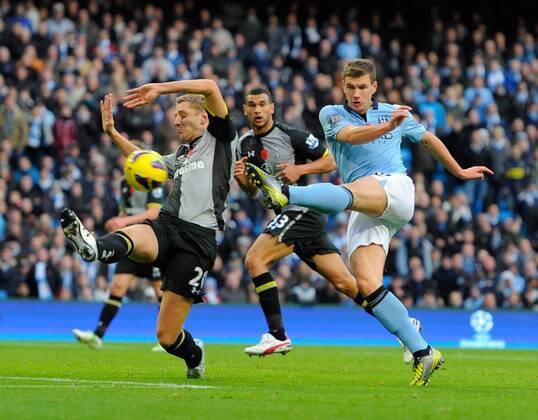 Edin Dzeko of Manchester City scores the second goal - Barclays Premier League - Manchester City vs Tottenham - Etihad Stadium - Manchester - 11 11 12 - Picture Simon Bellis Sportimage EDITORIAL USE ONLY. No use with unauthorised audio, video, data, fixture lists, club league logos or live services. Online in-match use limited to 120 images, no video emulation. No use in betting, games or single club league player publications.
