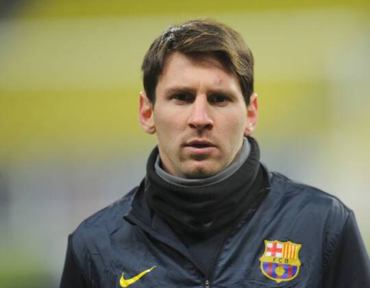ITAR-TASS: MOSCOW, RUSSIA. NOVEMBER 19, 2012. Barcelona s Lionel Messi during a training session at Luzhniki Stadium ahead of their UEFA Champions League Group G .  premiumd RE10DD0A