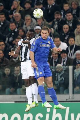 Kwadwo Asamoah Juventus Branislav Ivanovic Chelsea Torino 20 11 2012 Stadio Juventus Football Calcio UEFA Champions League 2012 13 Juventus v Chelsea PaoloxNucci