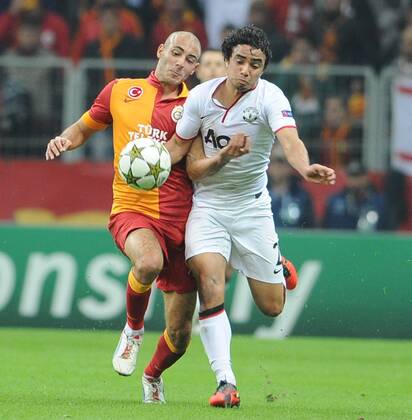 UEFA Champions league group H soccer match between Galatasaray v Manchester United at Turk Telekom Arena Stadium in Istanbul, Turkey on 20.11.2012 Pictured: Rafael Pereira da Silva (R) of Manchester United and Nordin Amrabat of Galatasaray. 
