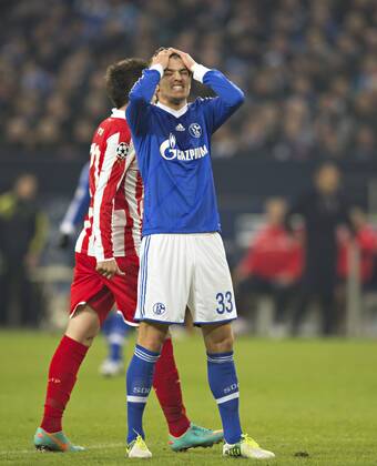 Gelsenkirchen, 21.11.2012, Veltins Arena, Fußball Roman Neustädter (S04) enttäuscht FC Schalke 04 - Olympiakos Piräus