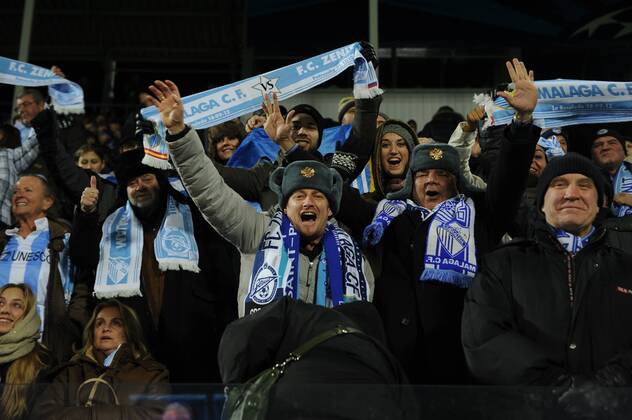 Football fans of Zenit St. Petersburg during a UEFA Champions League Group C Round 5 football match  RE10DFDA