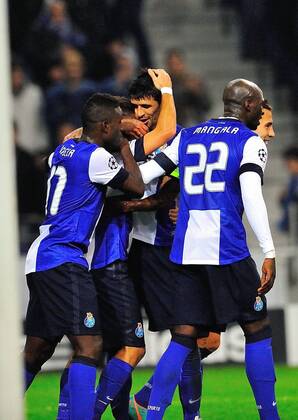 Nov. 21, 2012 - Porto- FC Porto celebrating the second score made by Joao Moutinho at the Estadio do Dragao. -- FC Porto - Dinamo Zagreb 3:0 --  - ZUMAm11