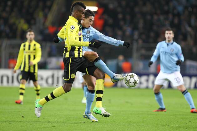 Felipe SANTANA (Borussia Dortmund) im Zweikampf mit Samir NASRI (Manchester City) 04.12.2012, GER, Fussball, Champions League, Saison 2012 2013, Borussia Dortmund vs Manchester City