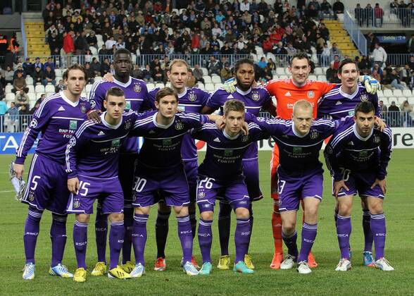 Malaga - Fußball - Champions League - Malaga - RSC Anderlecht - Silvio Proto, Olivier Deschacht, Behrang Safari, Lucas Biglia, Cheikhou Kouyate, Sacha Kljestan, Dennis Praet, Guillaume Gillet, Massimo Bruno, Milan Jovanovic, Dieumerci Mbokani