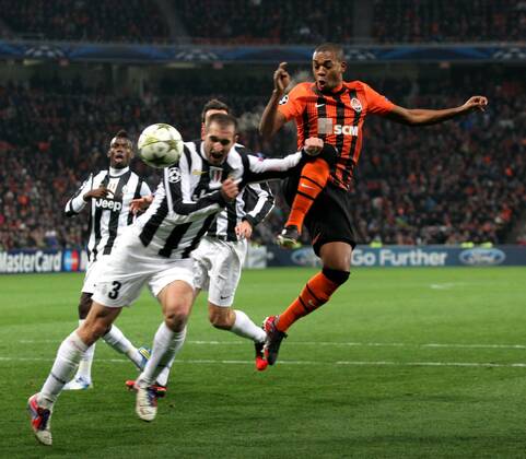 Fernandinho, Giorgio Chiellini Champions League Shakhtar Donetsk - Juventus Turin 