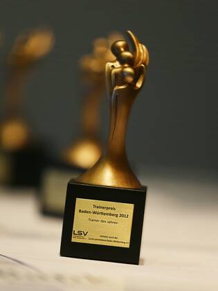 Stuttgart, GER, Verleihung Trainerpreis Baden-Württemberg 2012 , Trophäe , Preis, Skulptur