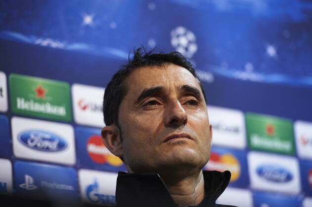 VALENCIA, SPAIN- FEBRUARY 11: Coach of Valencia CF Ernesto Valverde attends a press conference ahead of their UEFA Champions League round of 16 match between Valencia CF and Paris Saint Germain (PSG) at the Mestalla stadium on February 11, 2013 in Valencia, Spain. (Photo by Aitor Alcalde Colomer). 