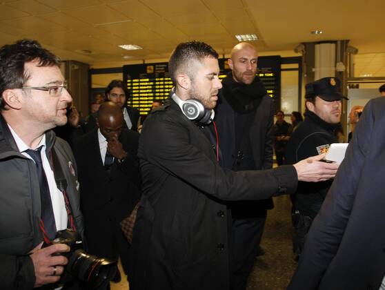 11-02-13 CHAMPIONS LEAGUE - Ankunft von PARIS SAINT GERMAIN (PSG) in Valencia - JEREMY MENEZ 
