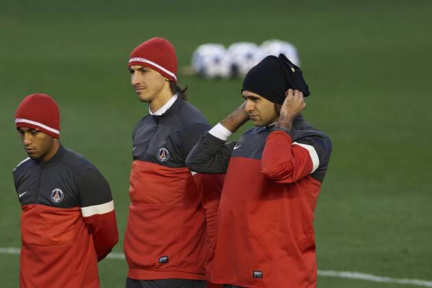 VALENCIA, SPAIN- FEBRUARY 11: Zlatan Ibrahimovic of Paris Saint-Germain FC talks at the training season ahead of their UEFA Champions League round of 16 match of Paris Saint Germain at the Mestalla stadium on February 11, 2013 in Valencia, Spain. . 