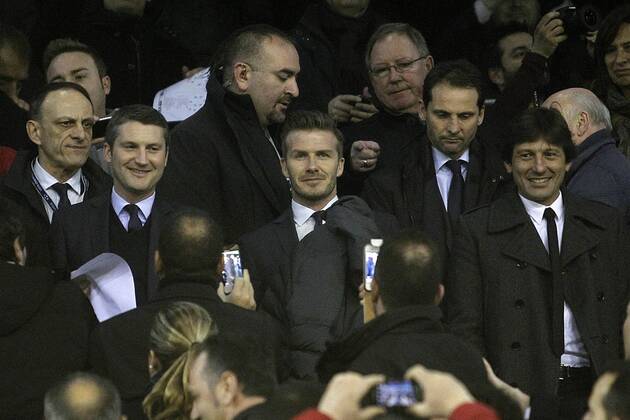 Paris Saint-Germain s David Beckham and Leonardo during Champions League 2012 2013 match.February 12,2013.  (201302121475)