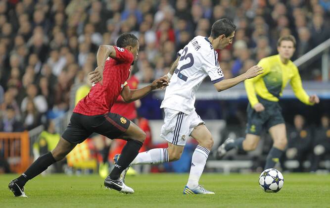 13 2 2013. Soccer match between Real Madrid and Manchester United corresponding to round of 8th first leg of the Champions League, held at the Santiago Bernabeu stadium, in Madrid 2 13 2013. Angel di Maria 