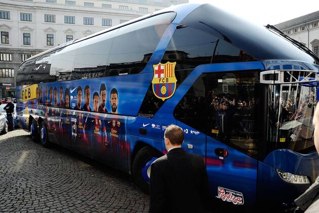 Milano 19 02 2013 - Ankunft FC Barcelona; Mannschaftsbus 