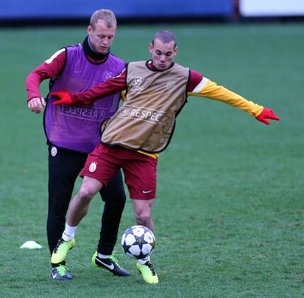 Galatasaray was having the last training before the Schalke match that they will play tomorrow. 19.02.2013 Pictured: Wesley Sneijder and Semih Kaya 