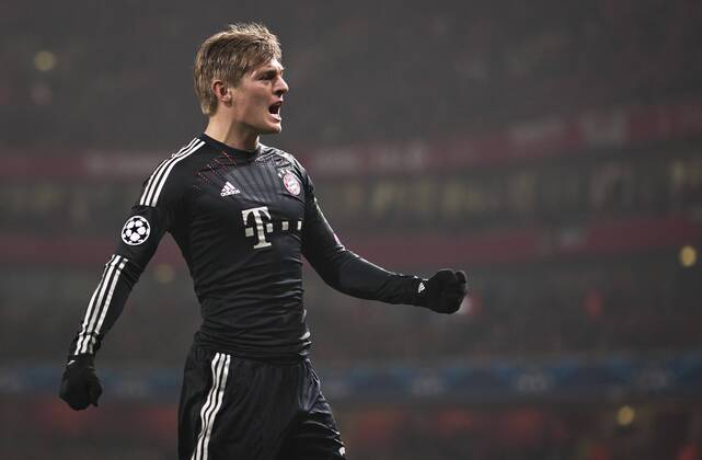 London, 19.02.2013, Emirates Stadium, Fußball Torjubel: Toni Kroos (FCB) FC Arsenal London - FC Bayern München