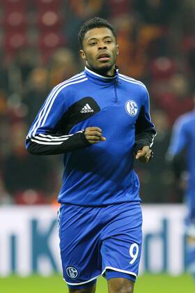 Michael BASTOS 9 (FC Schalke 04) Galatasaray Istanbul vs. FC Schalke 04, Champions League, Achtelfinale, 20.02.2013