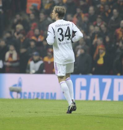 UEFA Champions League last sixteen first leg match between Galatasaray and Schalke 04 at Turk Telekom Arena Stadium in Istanbul on 20.02.2013 Pictured: Goalkeeper Timo Hildebrand of Schalke 04 