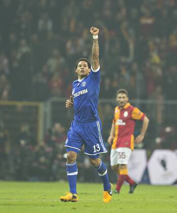 Istanbul, 20.02.2013, Ali Sami Yen Spor Kompleksi, Fußball Torjubel: Jermaine Jones (S04) Galatasaray Istanbul - FC Schalke 04