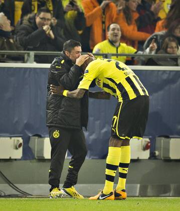 Dortmund, 05.03.2013, Signal-Iduna-Park Torjubel: Leonardo Bittencourt (BvB), Felipe Santana (BvB) Borussia Dortmund - Shakhtar Donetsk