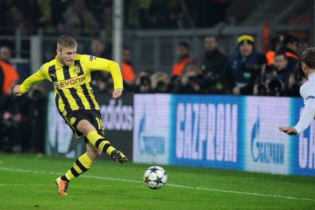 Fußball Champions League Borussia Dortmund - Schachtjor Donezk am 05.03.2013 im Signal Iduna Park in Dortmund Torschuss zum 3:0 durch Jakub Kuba Blaszczykowski ( Dortmund )