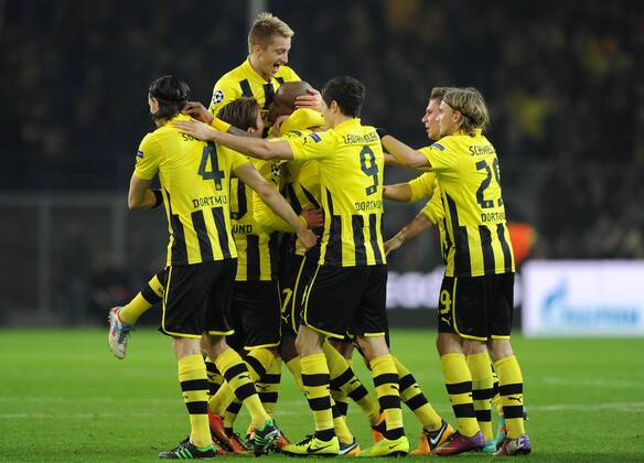 05-03-2013, Fussball, Saison 2012-2013, UEFA Champions League, Achtelfinale, Rückspiel, Borussia Dortmund - Schachtar Donezk, Jubel BVB, v.re., Marcel Schmelzer (Borussia Dortmund), Lukasz Piszczek (Borussia Dortmund), Robert Lewandowski (Borussia Dortmund), Felipe Santana (Borussia Dortmund), Marco Reus (Borussia Dortmund), Mario Götze (Borussia Dortmund) und Neven Subotic (Borussia Dortmund)