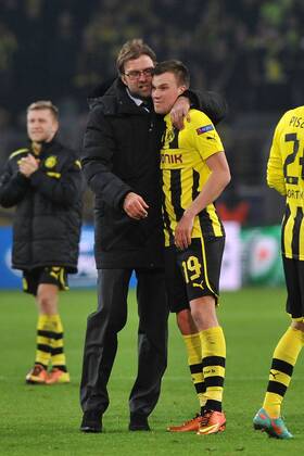 Fußball Champions League Borussia Dortmund - Schachtjor Donezk am 05.03.2013 im Signal Iduna Park in Dortmund Jürgen Klopp ( Trainer Dortmund ), links - Kevin Großkreutz ( Dortmund ), rechts