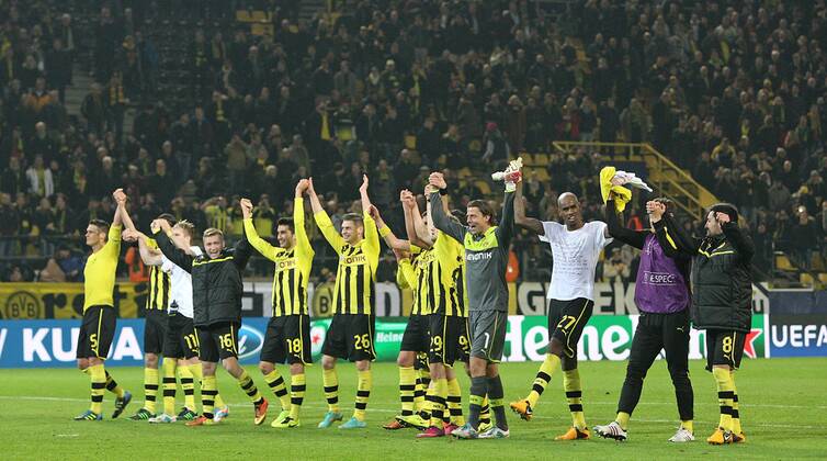 05.03.2013, Fussball Champions League: Achtelfinale, Borussia Dortmund - Schachtar Donezk, im Signal-Iduna-Park Dortmund. Schlussjubel BVB