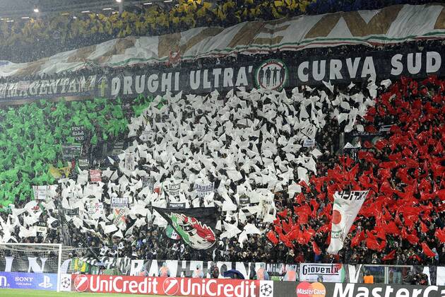 Turin, 06.03.2013 - UEFA Champions League 2012 2013 - Juventus Turin - Fanchoreografie Juve - Fans Choreografie - 
