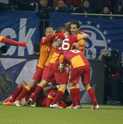 Deutschland, Herren Fussball, Champions League, FC Schalke 04 vs Galatassaray Istanbul, 12.03.2013, Stadion Gelsenkirchen, Galatasaray jubeln