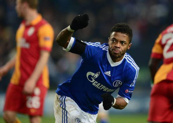 FUSSBALL CHAMPIONS LEAGUE ACHTELFINALE Rückspiel 2012 2013 FC Schalke 04 - Galatasaray Istanbul 12.03.2013 Michel Bastos (FC Schalke 04) jubelt über sein Tor zum 2:2 