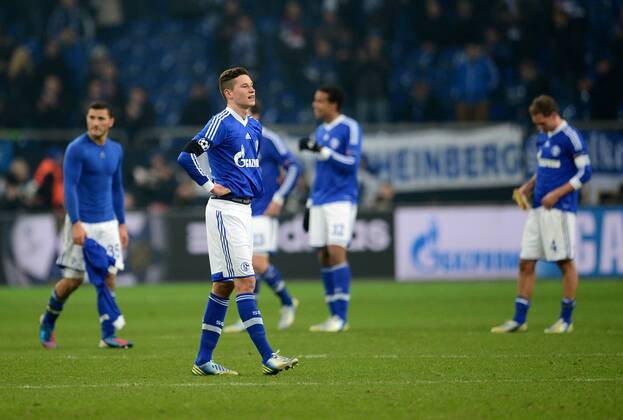 FUSSBALL CHAMPIONS LEAGUE ACHTELFINALE Rückspiel 2012 2013 FC Schalke 04 - Galatasaray Istanbul 12.03.2013 Julian Draxler (Mitte, FC Schalke 04) ist nach dem Abpfiff enttäuscht 