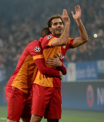 FUSSBALL CHAMPIONS LEAGUE ACHTELFINALE Rückspiel 2012 2013 FC Schalke 04 - Galatasaray Istanbul 12.03.2013 Hamit Altintop (Galatasaray Istanbul) jubelt nach dem Abpfiff 
