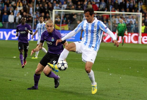 Partido entre el Malaga CF - CF Porto Maicon - Roque Santa Cruz 