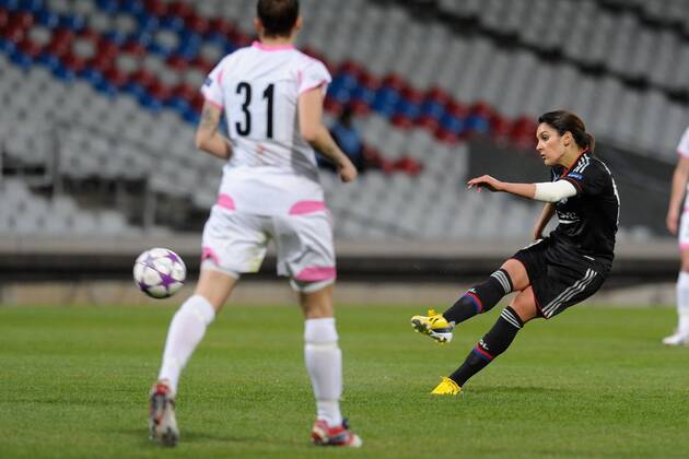 Louisa Necib (lyon) FOOTBALL : Lyon vs Malmo - Ligue des champions feminine - 20 03 2013 FredericChambert Panoramic 