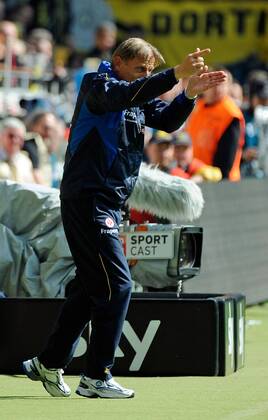 14.05.2011, 1.Bundesliga, Borussia Dortmund - Eintracht Frankfurt v.l. Trainer Christoph Daum (Eintracht Frankfurt)