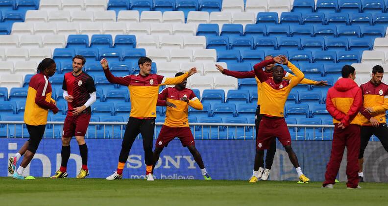 Galatasaray was having the last training before the Real Madrid match that they will play tomorrow in Madrid, Spain. 02.04.2013 Pictured: L- R , Didier Drogba, Johan Elmander and Albert Riera. 