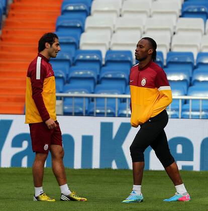 Galatasaray was having the last training before the Real Madrid match that they will play tomorrow in Madrid, Spain. 02.04.2013 Pictured: Hamit Altintop (L) and Didier Drogba (R) 