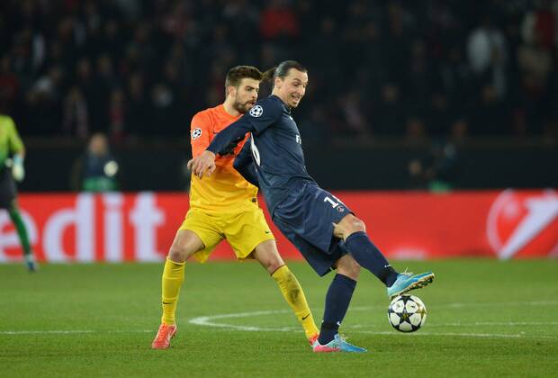 Zlatan Ibrahimovic (psg) - Gerard Pique (bar) FOOTBALL: Paris Saint Germain (PSG) - FC Barcelona. Champions League - 02 04 2013 xAnthonyxBIBARDxFEPx 