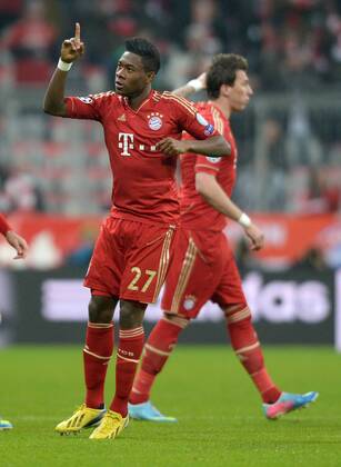 FUSSBALL CHAMPIONS LEAGUE VIERTELFINALE HINSPIEL 2012 2013 FC Bayern Muenchen - Juventus Turin 02.04.2013 David Alaba (FC Bayern Muenchen) bejubelt seinen Treffer zum 1:0 