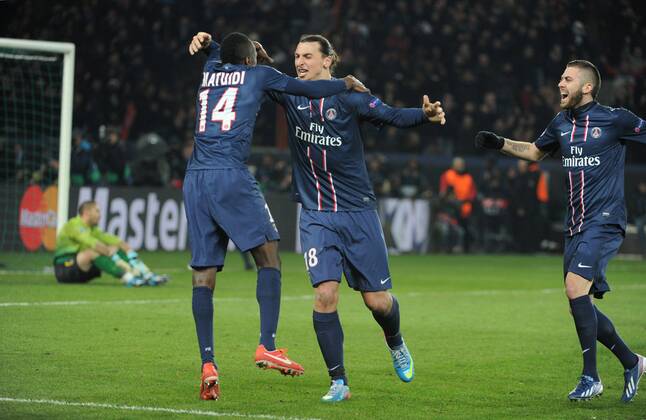 Zlatan Ibrahimovic (psg) - Blaise Matuidi (barca) - Jeremy Menez (psg) FOOTBALL : Paris SG vs Barcelone - Ligue des champions - 02 04 2013 AnthonyBIBARD FEP Panoramic 